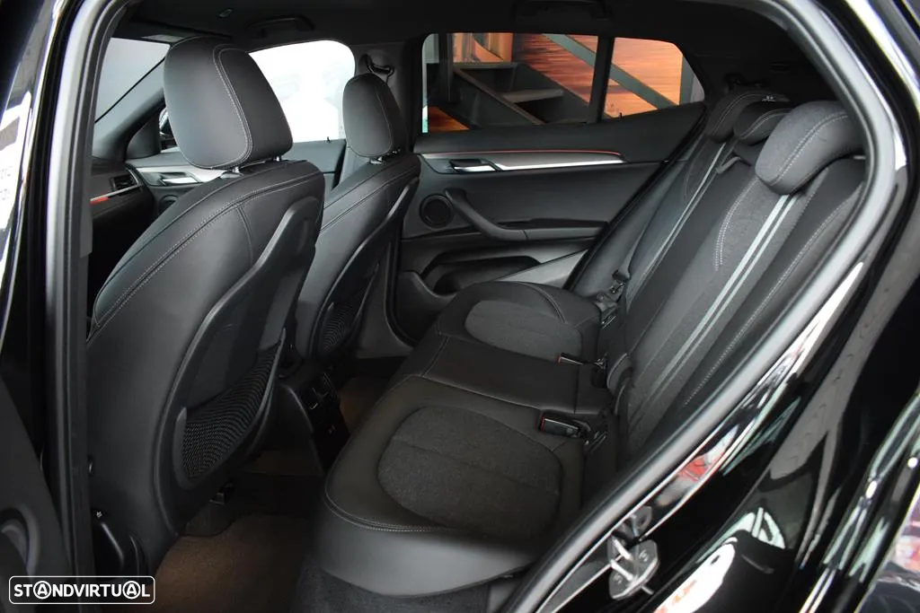 BMW X2 25 e xDrive X Pack M - 35