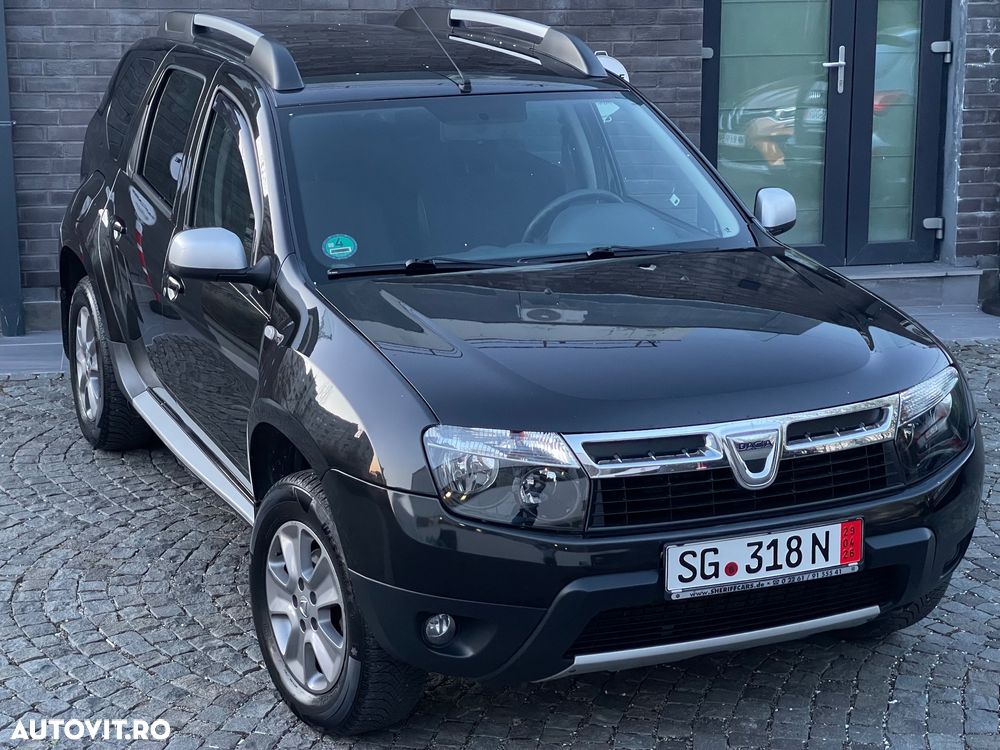Dacia Duster 1.6 16V 4x4 Prestige - 1