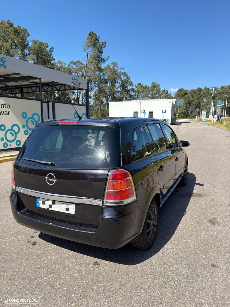 Opel Zafira 1.9 CDTI - 3