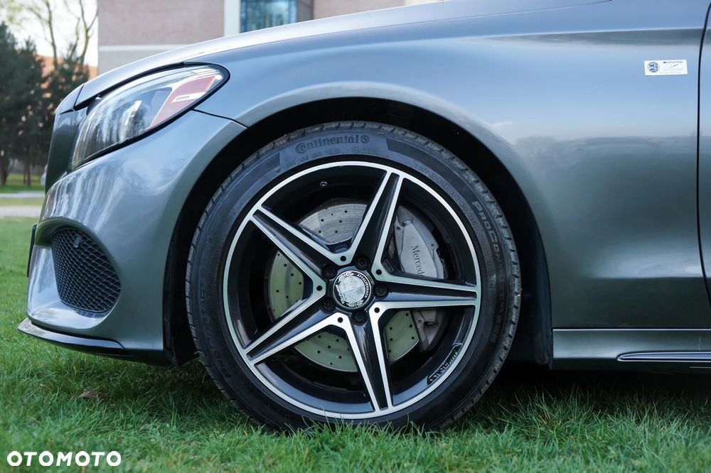 Mercedes-Benz Klasa C 300 T 9G-TRONIC AMG Line - 6