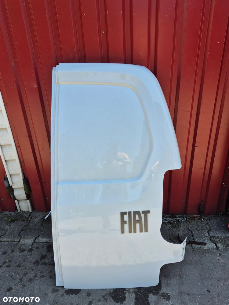 Fiat Doblo III Opel Combo drzwi prawe - 1