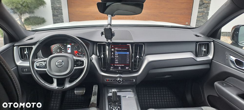 Volvo XC 60 D4 R-Design - 13