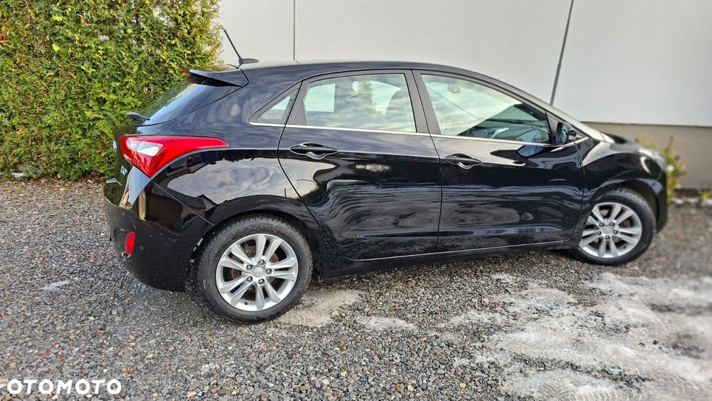 Hyundai i30 i30cw 1.4 Fifa World Cup Edition - 29