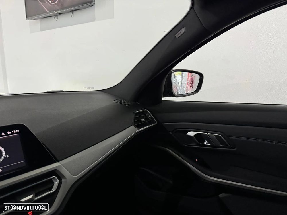 BMW 330 e Pack M Auto - 19