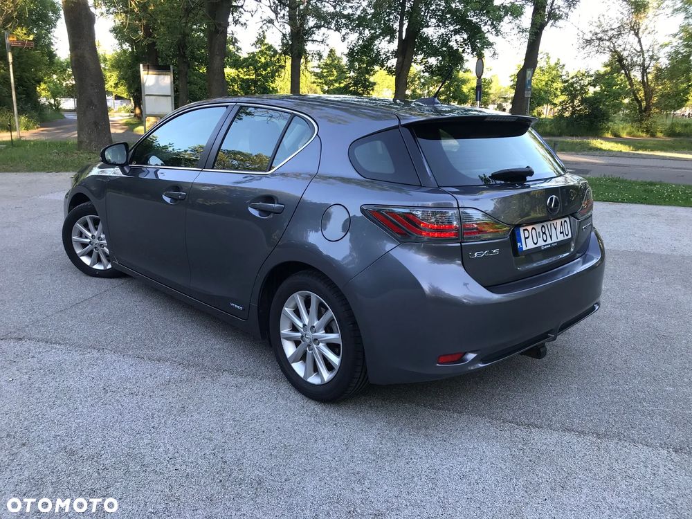 Lexus CT 200h Comfort - 9