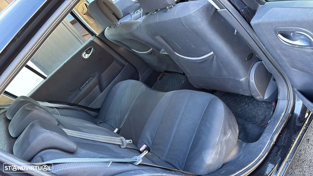 Renault Mégane 1.5 dCi Confort - 7