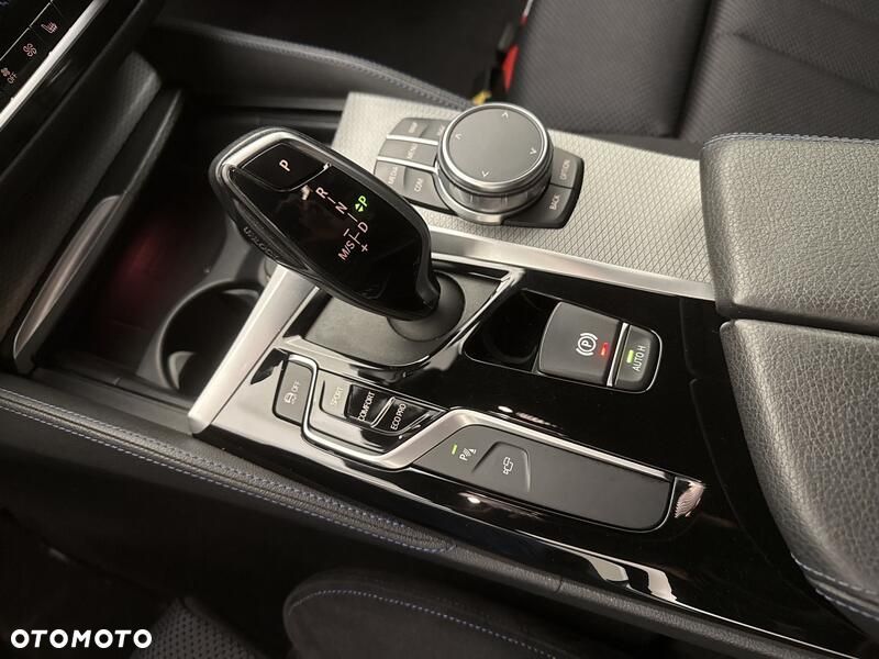 BMW Seria 5 520d xDrive MHEV M Sport sport - 18