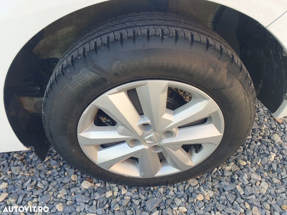 Dacia Logan TCe 90 MT6 Prestige - 12