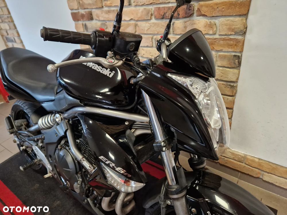 Kawasaki ER - 29
