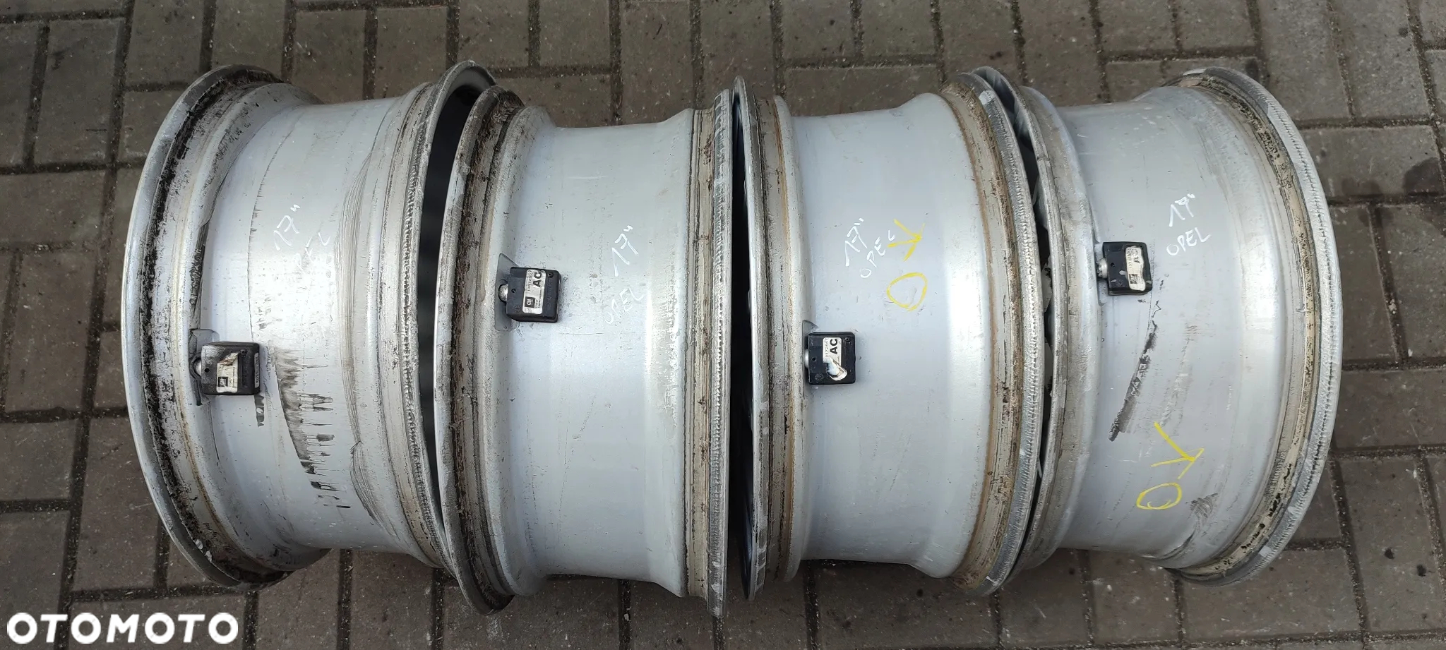 FELGI ALUMINIOWE 5X110 7Jx17 CALI ET41 OPEL VECTRA SIGNUM 4 SZTUKI KOMPLET - 11