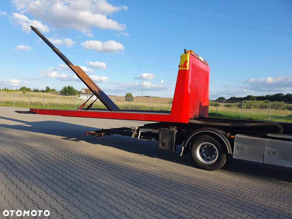 Volvo - 28