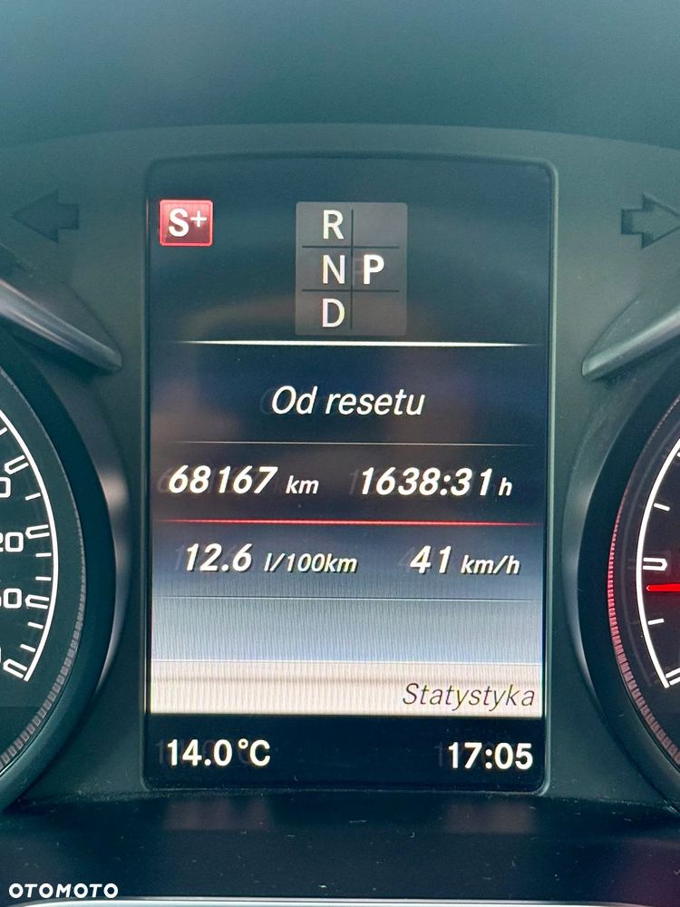 Mercedes-Benz Klasa C AMG 43 4-Matic - 19