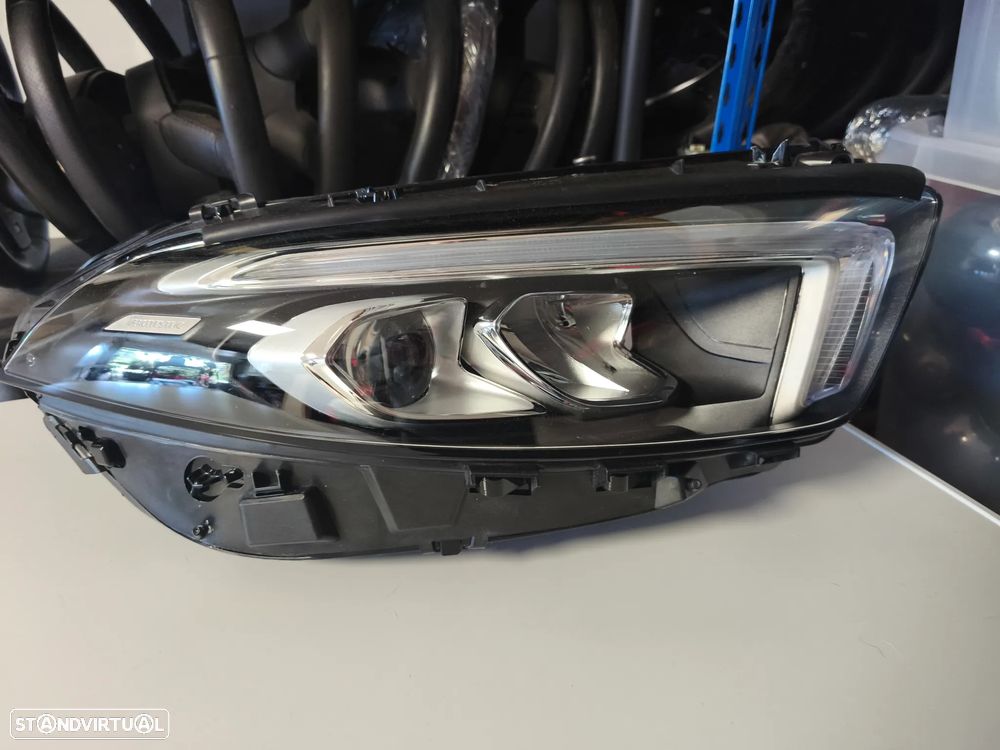 Farol direito Led high Performance Mercedes w177