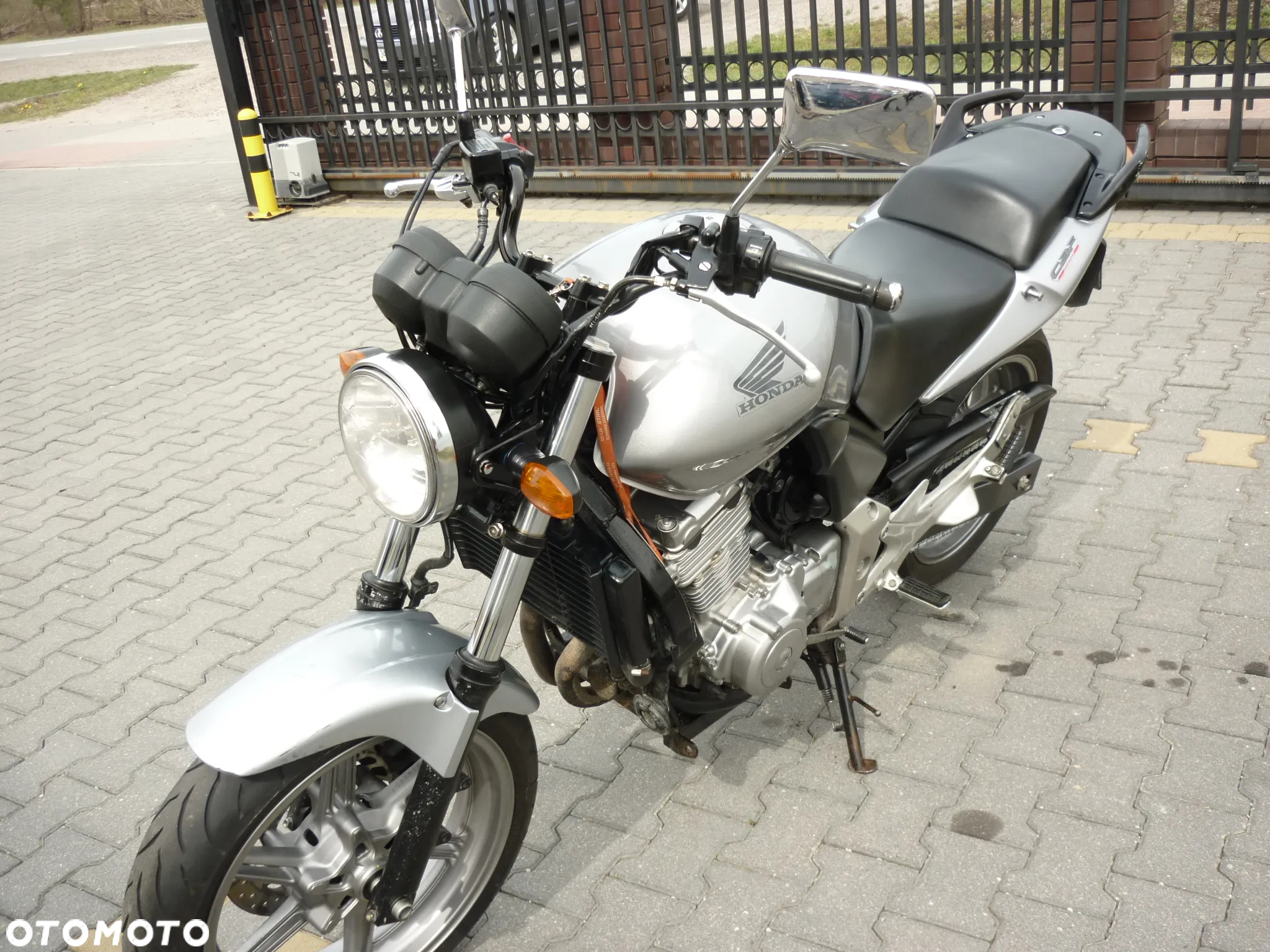 Honda CBF - 12