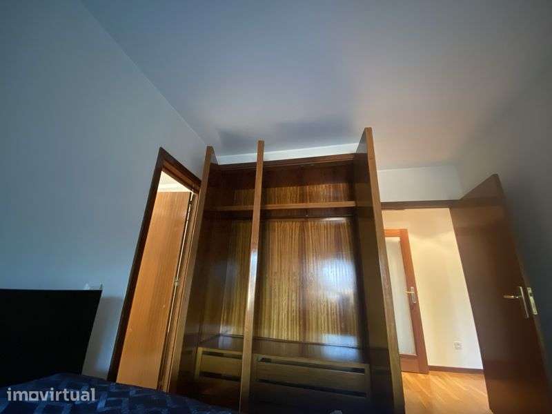 ALUGA APARTAMENTO T2 | Vila Nova de Gaia - Grande imagem: 4/12