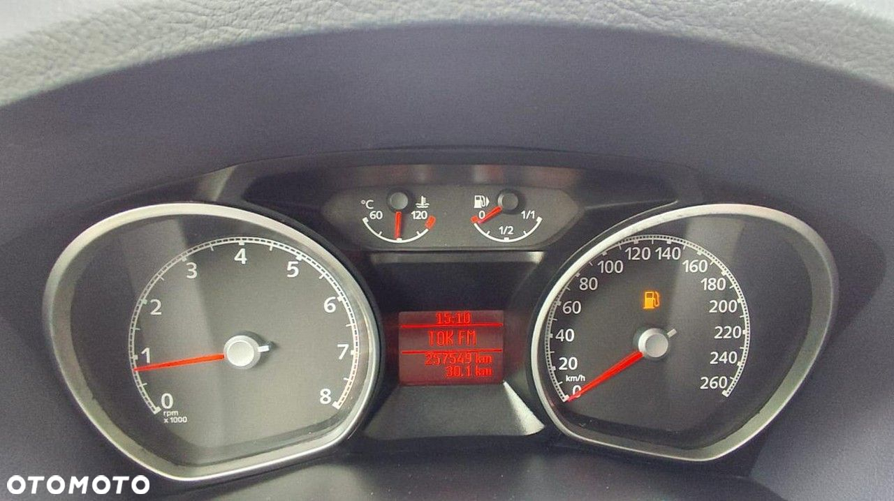 Ford Galaxy - 12