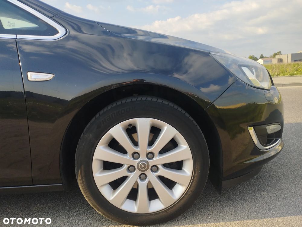 Opel Astra 1.7 CDTI Cosmo - 10