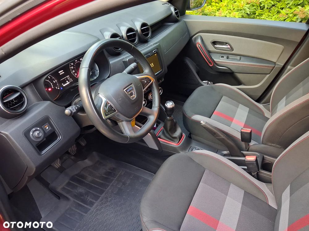 Dacia Duster 1.6 SCe Techroad 4WD - 11