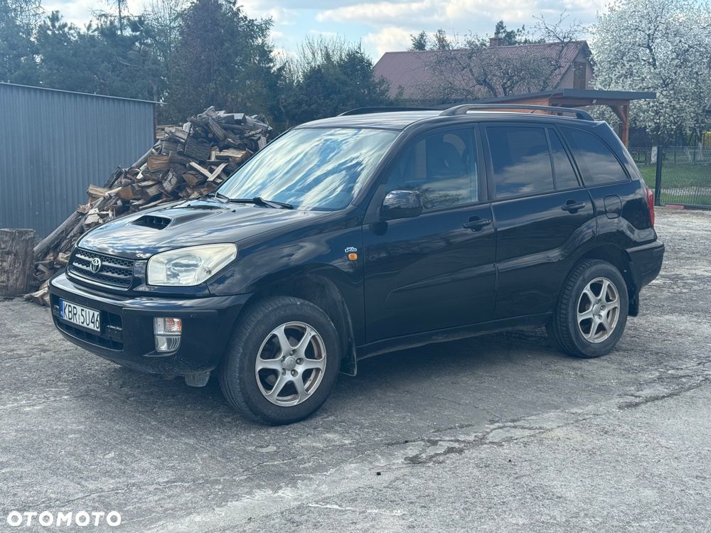 Toyota RAV4 2.0 D-4D 4x4 - 2