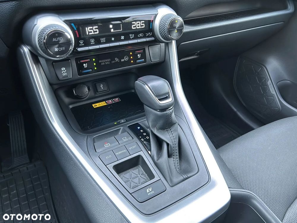 Toyota RAV4 2.5 Hybrid Executive 4x2 - 29