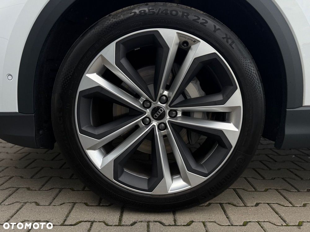 Audi Q8 - 9