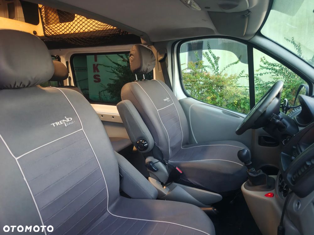 Renault Trafic - 19