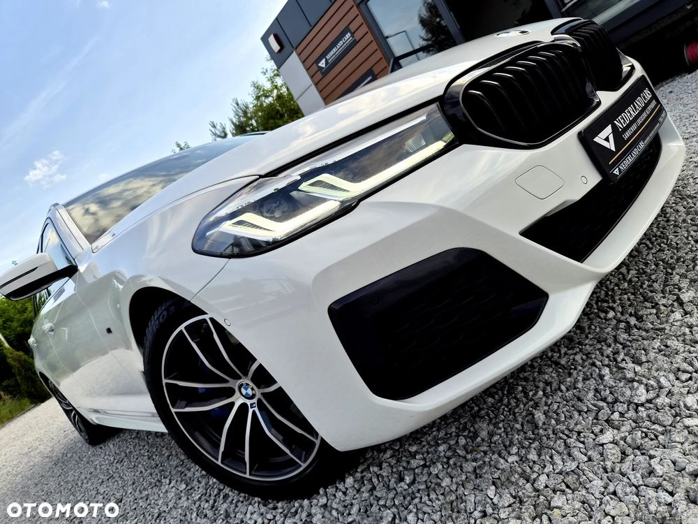 BMW Seria 5 530e M Sport sport - 35