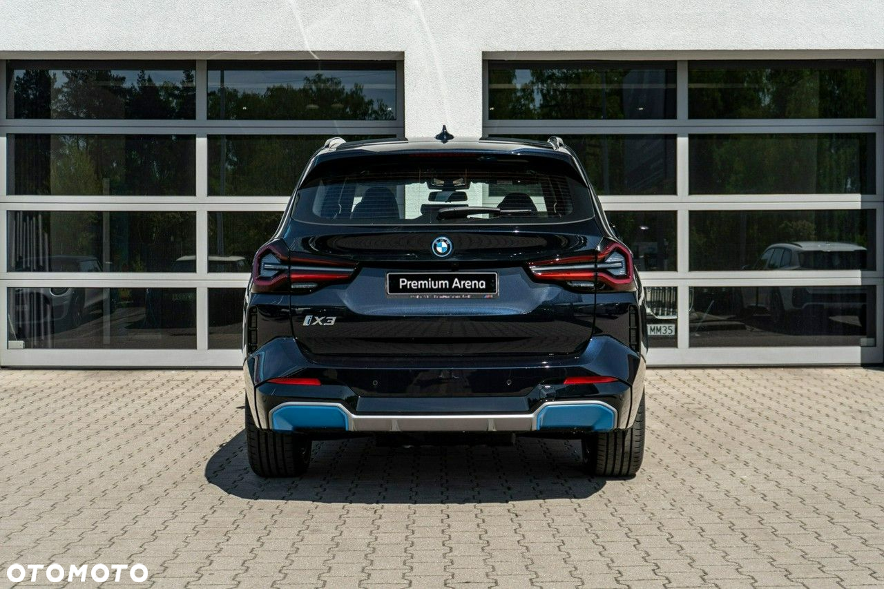 BMW iX3 - 6