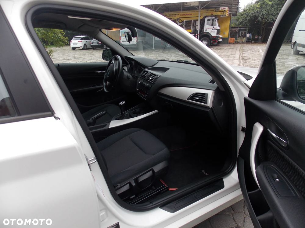 BMW Seria 1 - 13