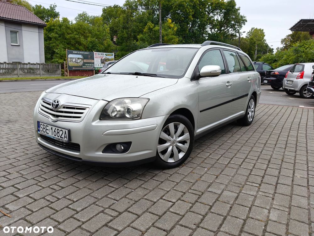 Toyota Avensis 2.0 D-4D Premium - 14