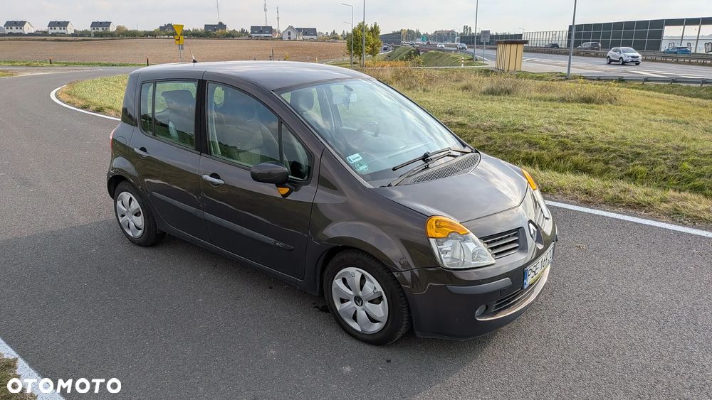 Renault Modus - 26