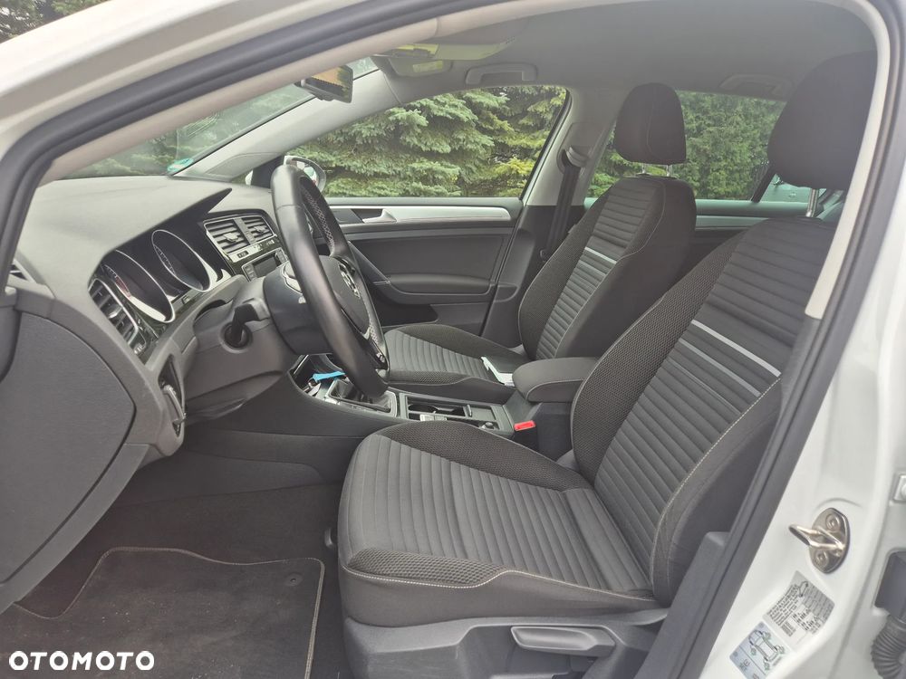 Volkswagen Golf 1.2 TSI BlueMotion Technology Cup - 20