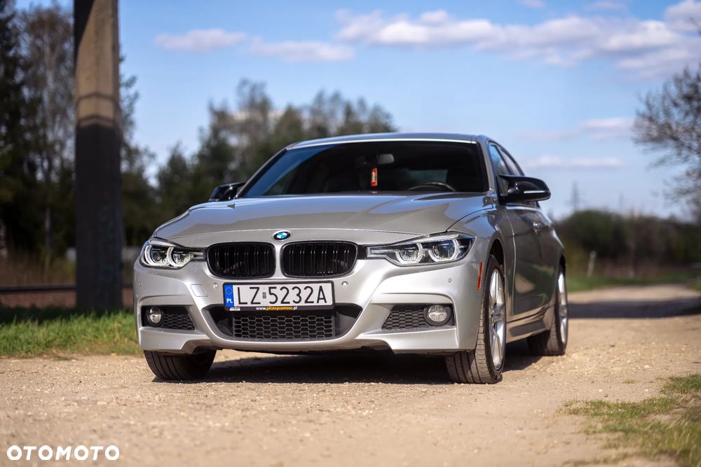BMW Seria 3 340i xDrive Edition M Sport Shadow - 12