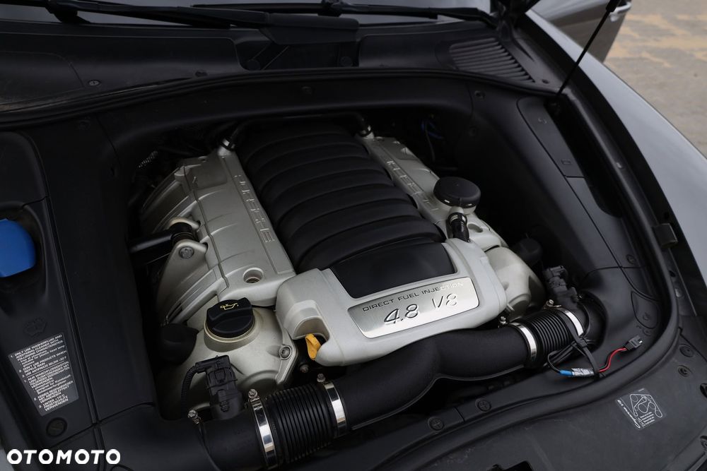 Porsche Cayenne S Tiptronic - 34