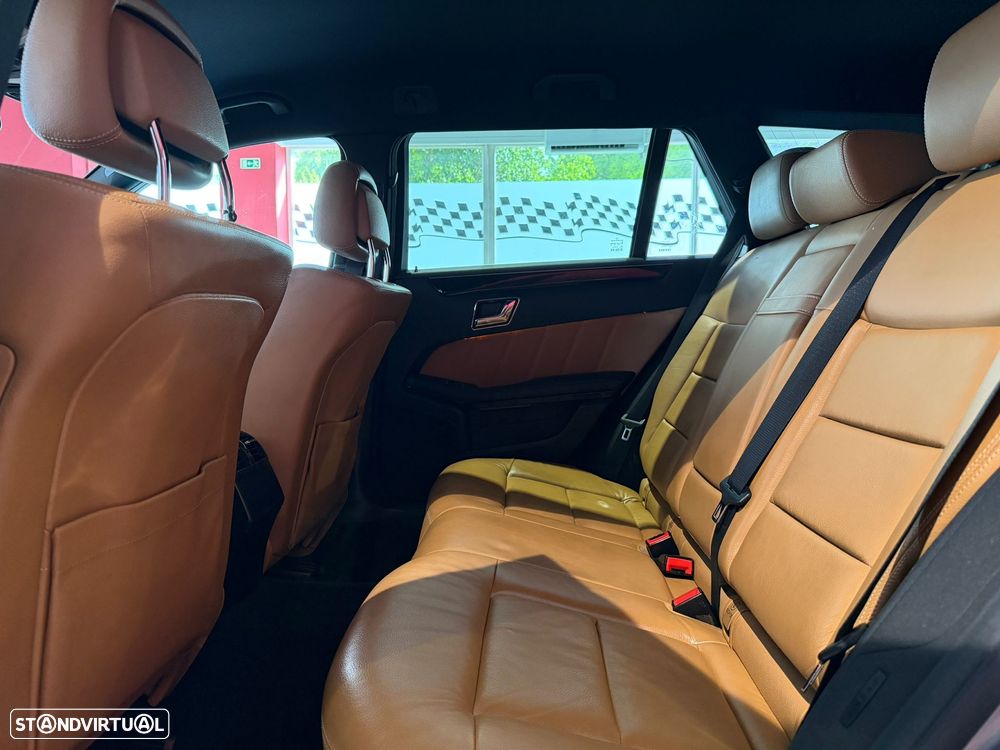 Mercedes-Benz E 250 CDi Avantgarde BlueEfficiency Auto. - 11