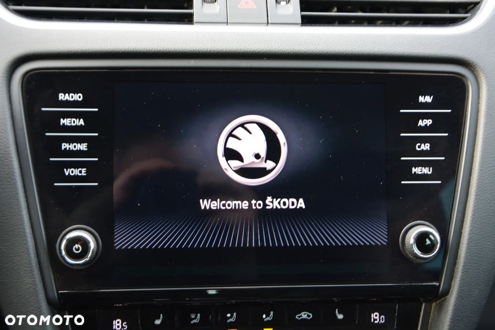 Skoda Octavia 1.6 TDI Premium Edition - 13