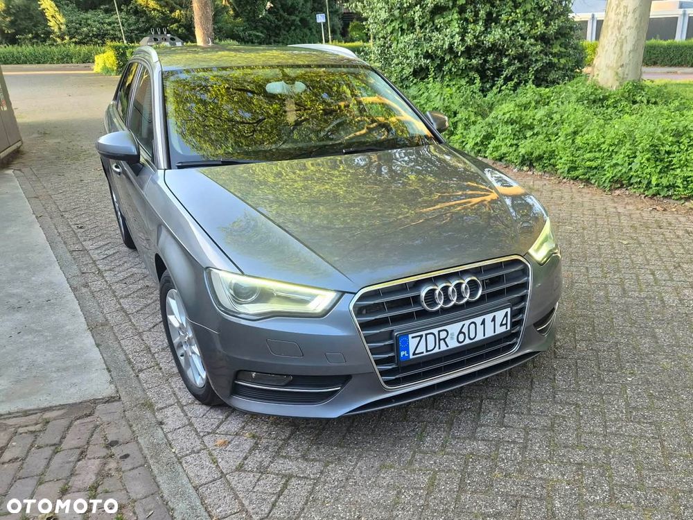 Audi A3 Sportback 1.6 TDI Ambiente - 1