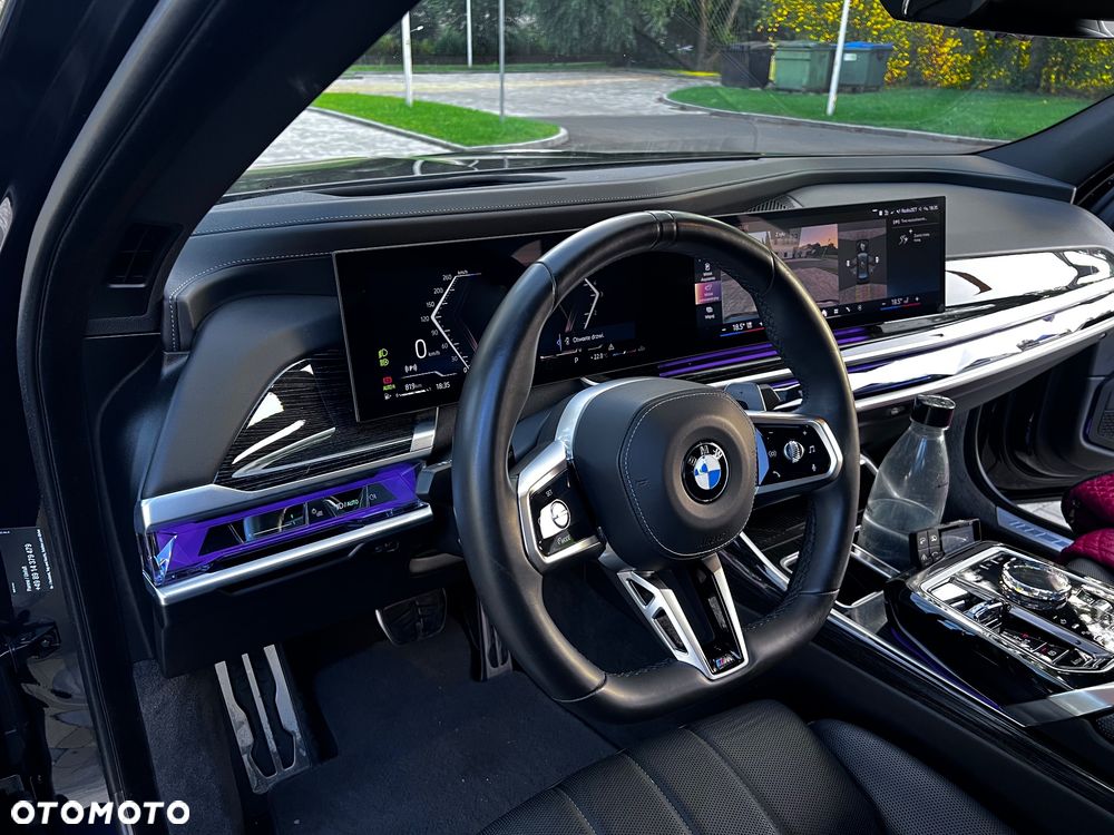 BMW Seria 7 740d xDrive - 21