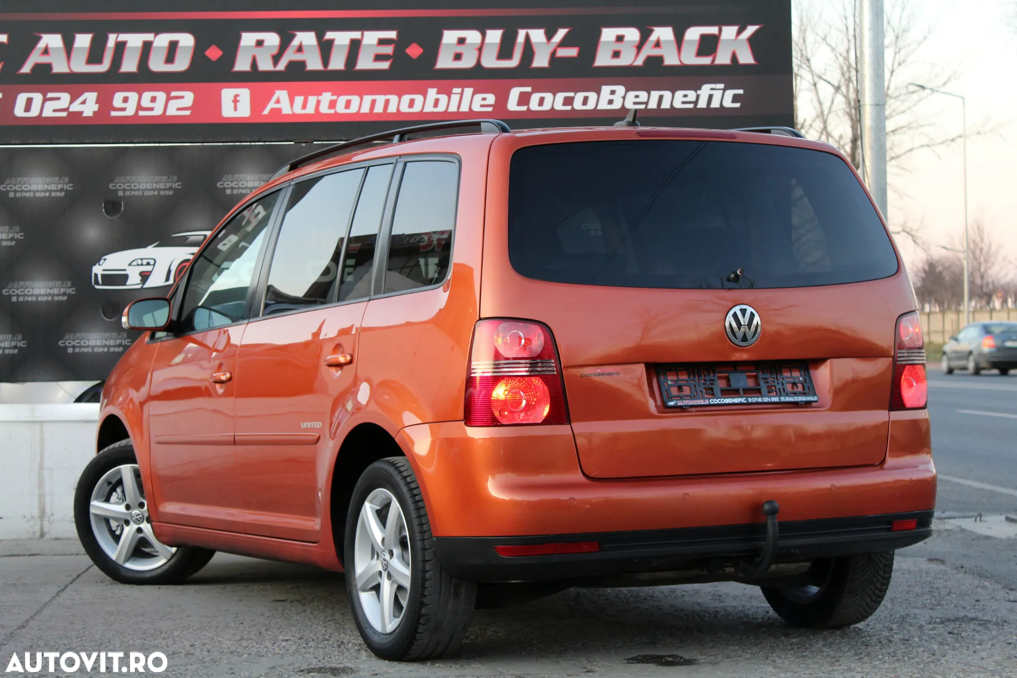 Volkswagen Touran 2.0 TDI DPF DSG United - 7