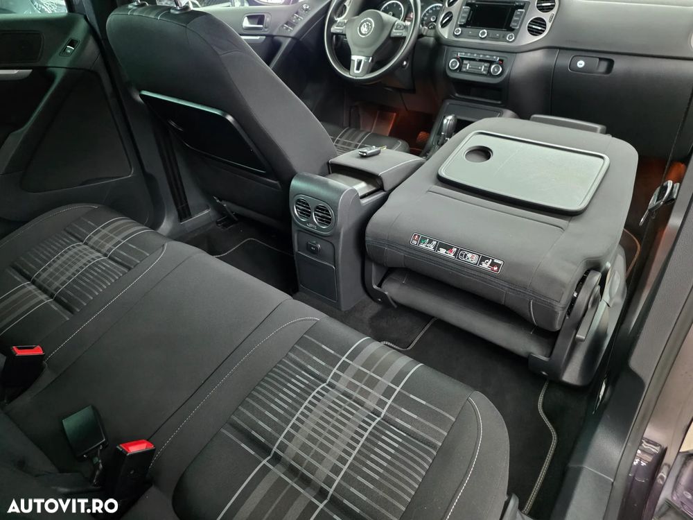 Volkswagen Tiguan 2.0 TDI SCR 4MOTION BlueMotion Technology DSG Lounge Sport & Style - 28