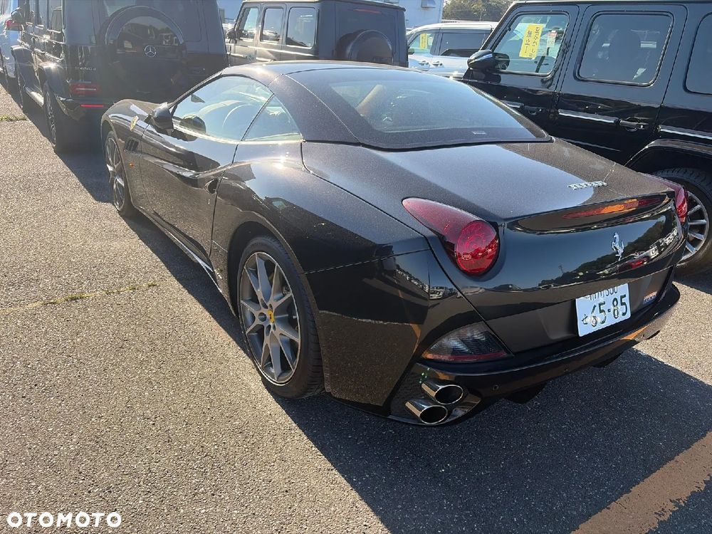 Ferrari California 2010 photo 4