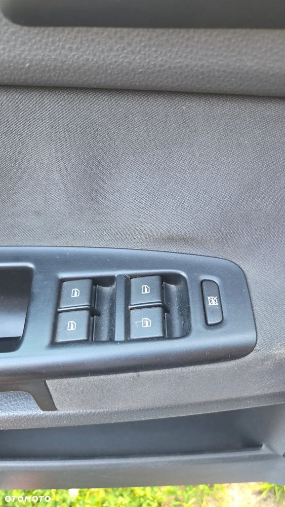 Volkswagen Polo 1.4 16V Basis - 11