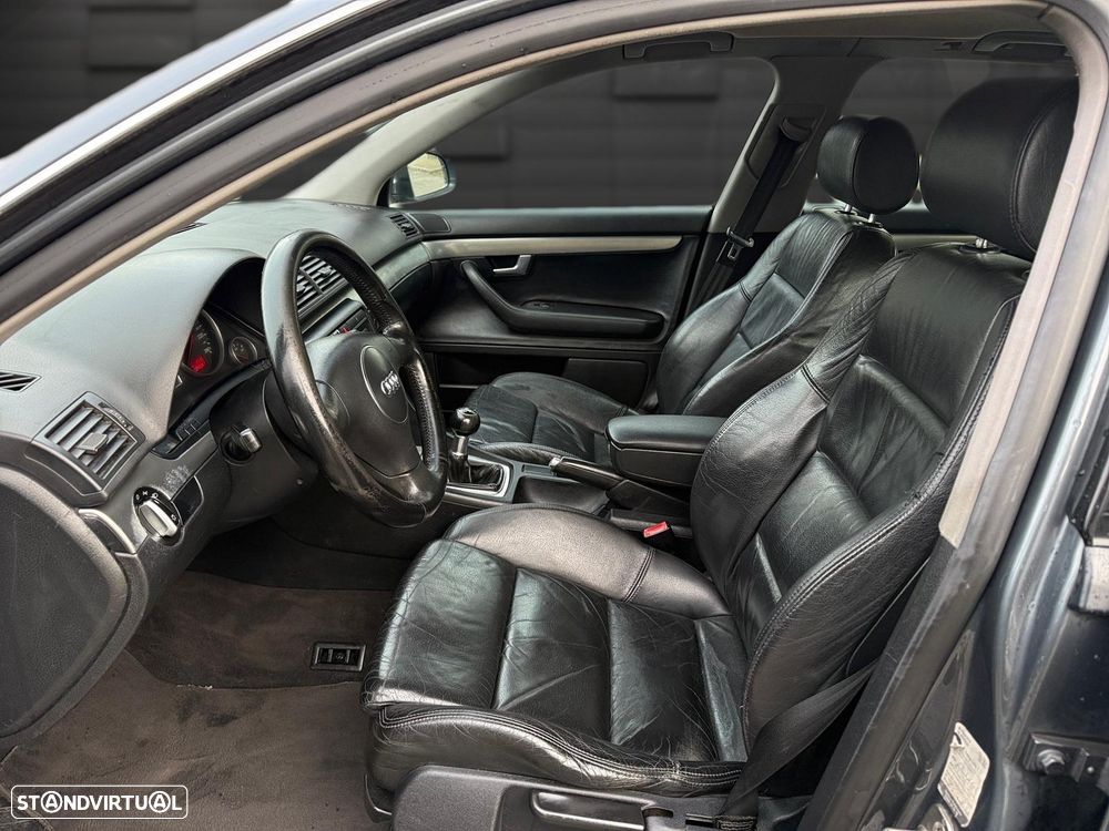 Audi A4 Avant 2.5 TDI quattro S-line - 7