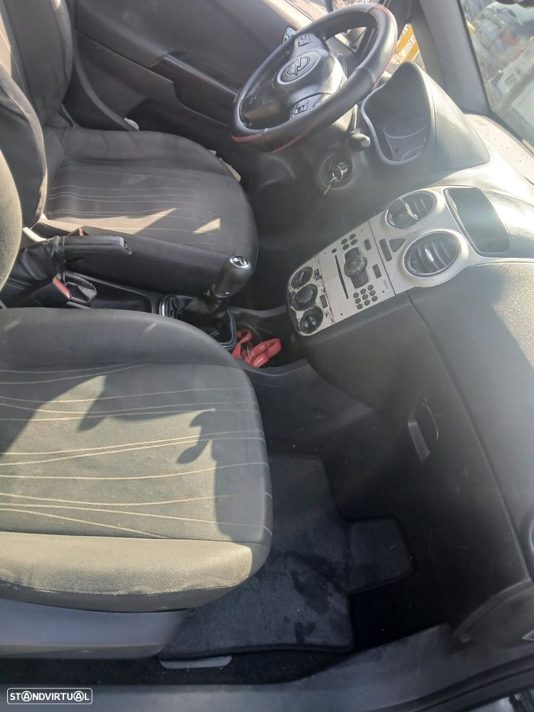 Opel Corsa - 7
