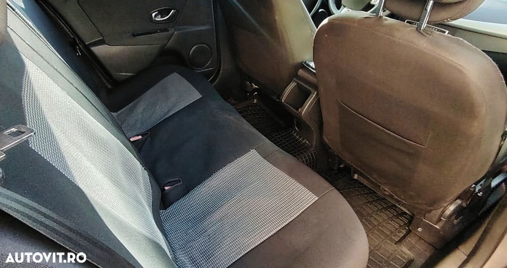 Renault Megane 1.5 dCI Privilege - 10