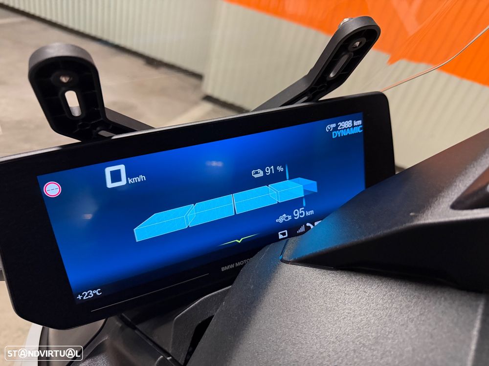 BMW CE 04 Full extras - 3