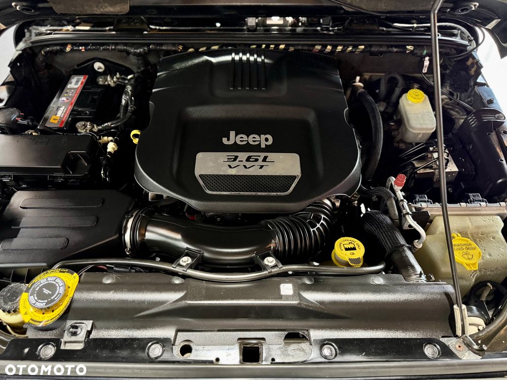 Jeep Wrangler 3.6 Sahara - 25