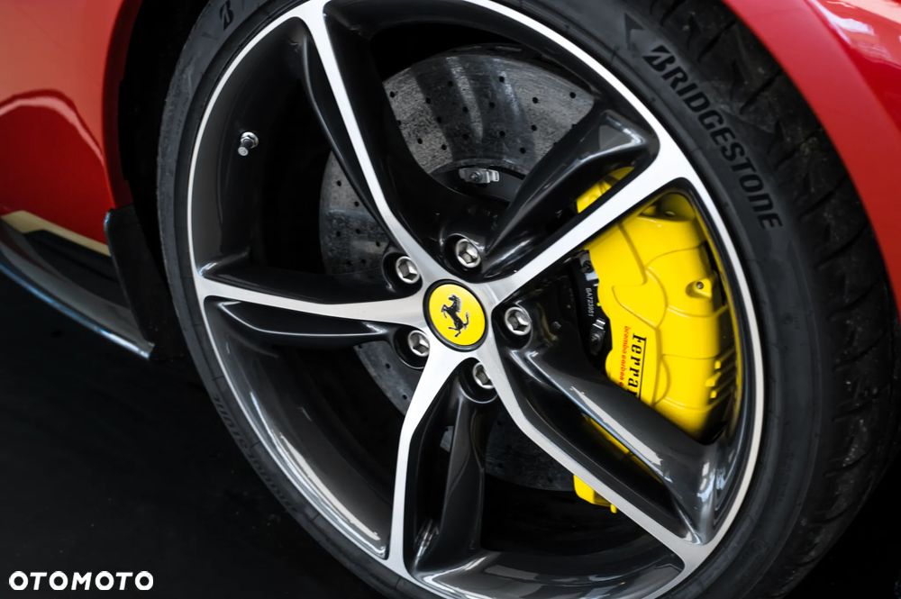 Ferrari 296 GTB - 10