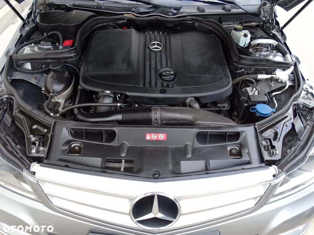 Mercedes-Benz Klasa C - 22