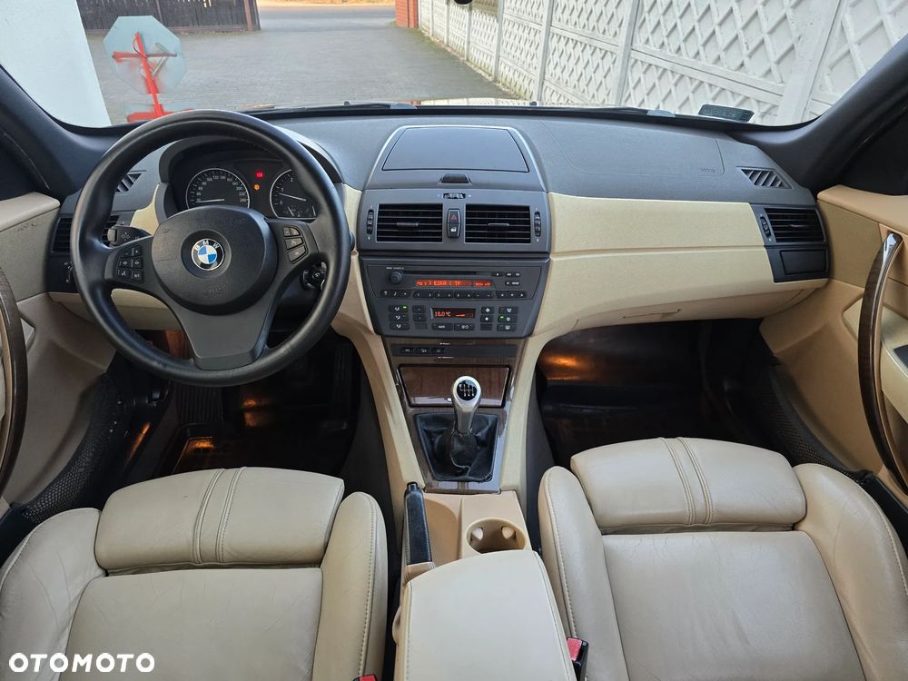 BMW X3 3.0d - 17